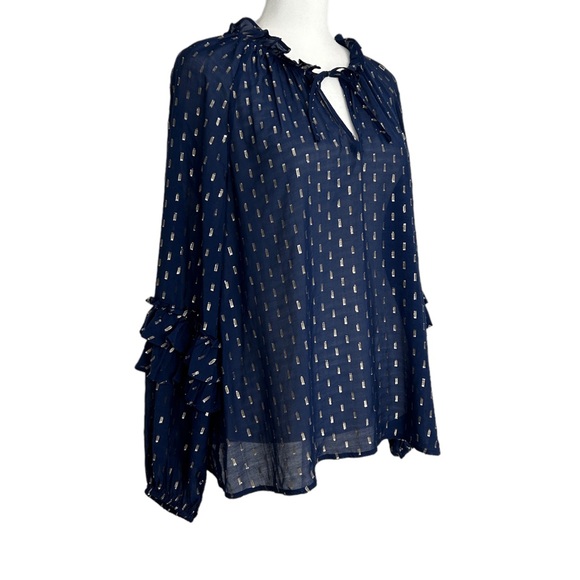 Vinyard Vines Lurex Clip Dot Silk Blend Semi-Sheer Top (XS) - Picture 3 of 16